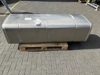 Réservoir carburant MAN 700 Liter 81122015710 Réservoir carburant MAN 700 Liter 81122015710