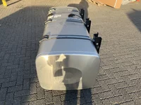 Réservoir carburant MAN 700 Liter 81122015710