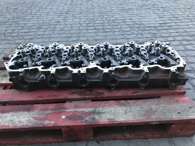 Цилиндрична глава DAF MX13 355 H2 2184940R Цилиндрична глава DAF MX13 355 H2 2184940R