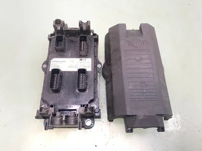 Unidad de control EBS Renault 7421924965 Unidad de control EBS Renault 7421924965