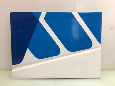 Werkzeugklappe Volvo 82097100