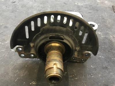 Рулевая костяшка Volvo 21395497 Рулевая костяшка Volvo 21395497