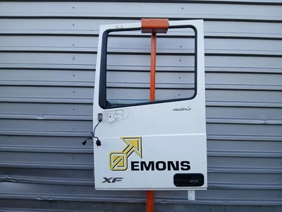Door Left DAF XF106 1881862 Door Left DAF XF106 1881862