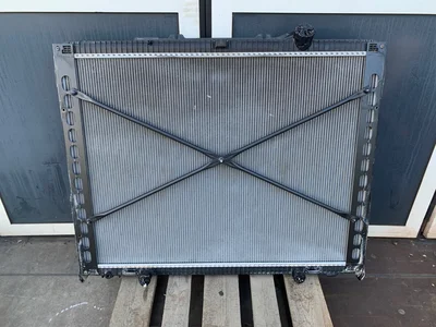 Radiator DAF MX13 315 H4 1940147 Radiator DAF MX13 315 H4 1940147