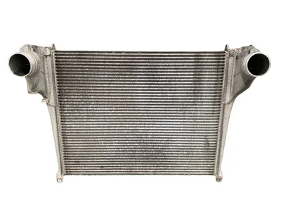 Radiateur à air Mercedes A 960 501 26 01 Radiateur à air Mercedes A 960 501 26 01