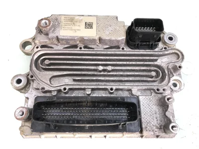 ECU de gerenciamento do motor Mercedes A 470 446 00 35 ECU de gerenciamento do motor Mercedes A 470 446 00 35