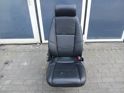 Scaunul pasagerului Scania 2474716 Scaunul pasagerului Scania 2474716