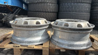 Alcoa 9.00 x 22.5 ET 176 26 mm conjunto usado Alcoa 9.00 x 22.5 ET 176 26 mm conjunto usado