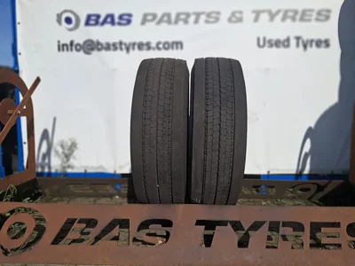 Hankook 315/70R22.5 AH51 gebruikte set Hankook 315/70R22.5 AH51 gebruikte set