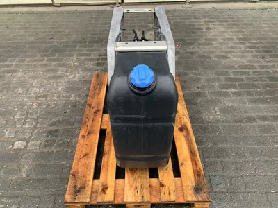 Renault AdBlue tank 7421226079 Renault AdBlue tank 7421226079