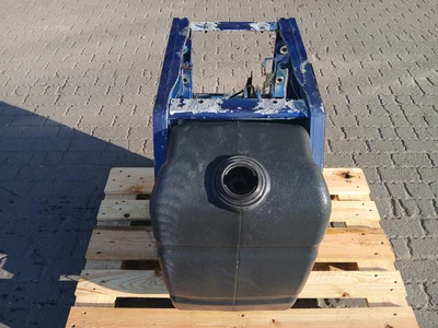 Volvo AdBlue tank 7421226079 Volvo AdBlue tank 7421226079