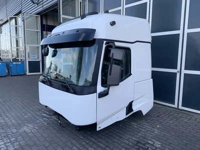 Renault T-Serie Sleeper Cab L2H2 5600745908 Renault T-Serie Sleeper Cab L2H2 5600745908