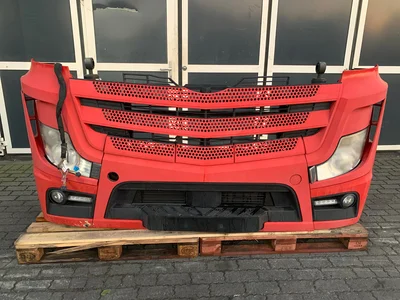 Parachoque Mercedes Actros MP4 A 961 885 00 53