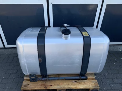 Rezervor de combustibil Mercedes 510 Liter A 960 475 27 03 Rezervor de combustibil Mercedes 510 Liter A 960 475 27 03