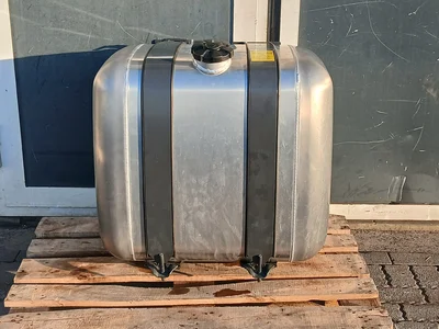 Fuel tank Mercedes 290 Liter A 960 470 31 03 Fuel tank Mercedes 290 Liter A 960 470 31 03