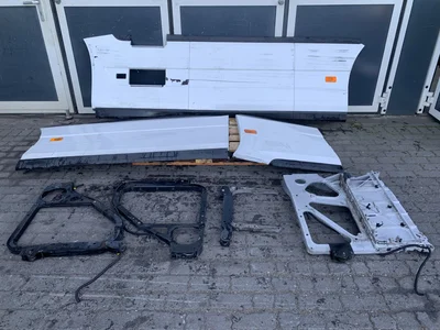 Seitenschweller Satz Volvo FH4 82190344 Seitenschweller Satz Volvo FH4 82190344