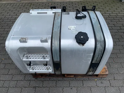 Serbatoio di carburante MAN 450 Liter 81272036021