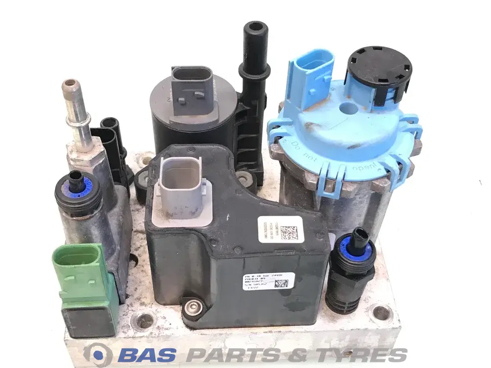 Pompe AdBlue Renault 7421679299 Pompe AdBlue Renault 7421679299
