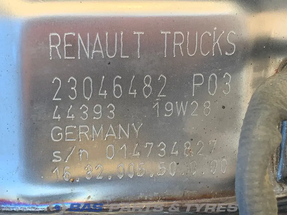 العادم كاتم الصوت Renault 7422396038 العادم كاتم الصوت Renault 7422396038