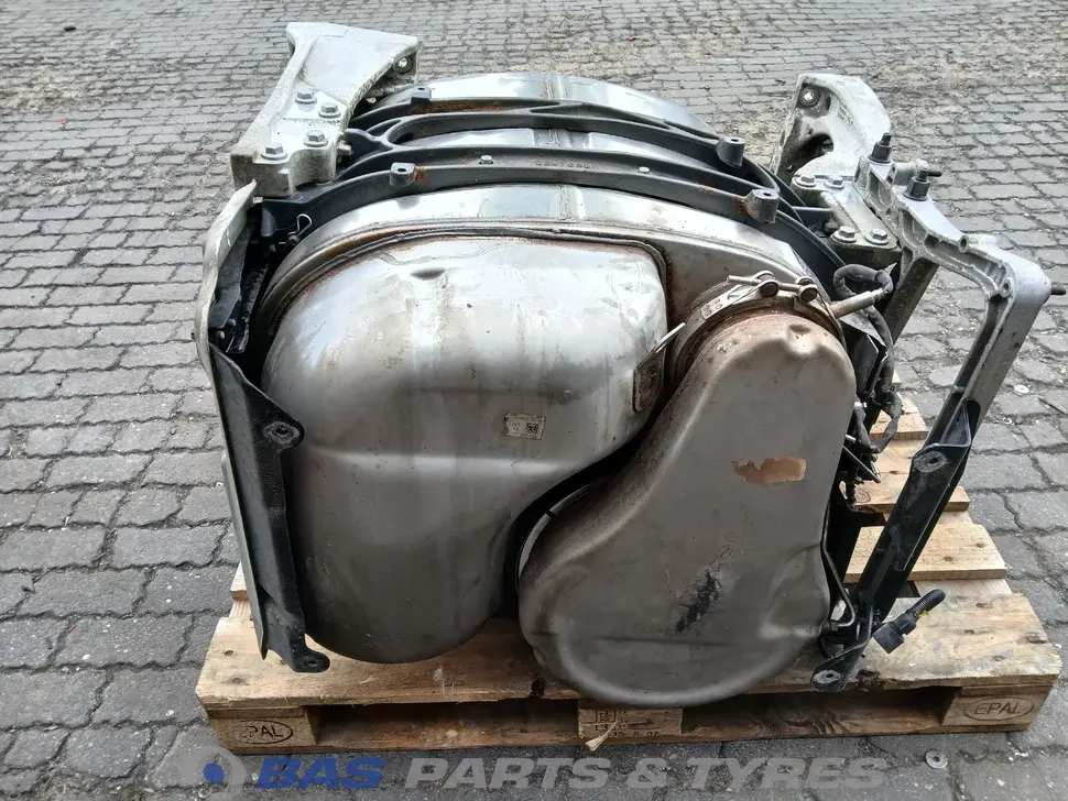 العادم كاتم الصوت Renault 7422396038 العادم كاتم الصوت Renault 7422396038