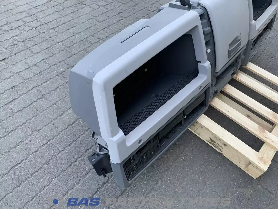 Opbergruimte Renault 7484554101 Opbergruimte Renault 7484554101