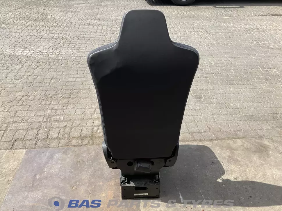 Assento do passageiro Renault 7482269090 Assento do passageiro Renault 7482269090