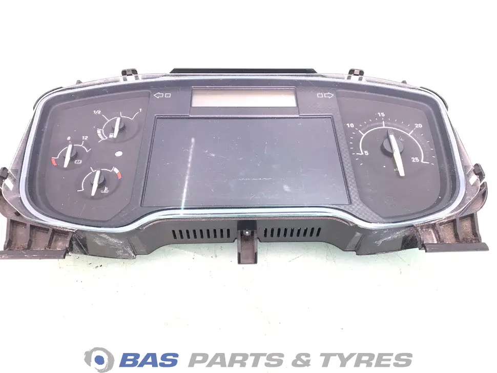 Tableau de bord Renault 7421627137 Tableau de bord Renault 7421627137