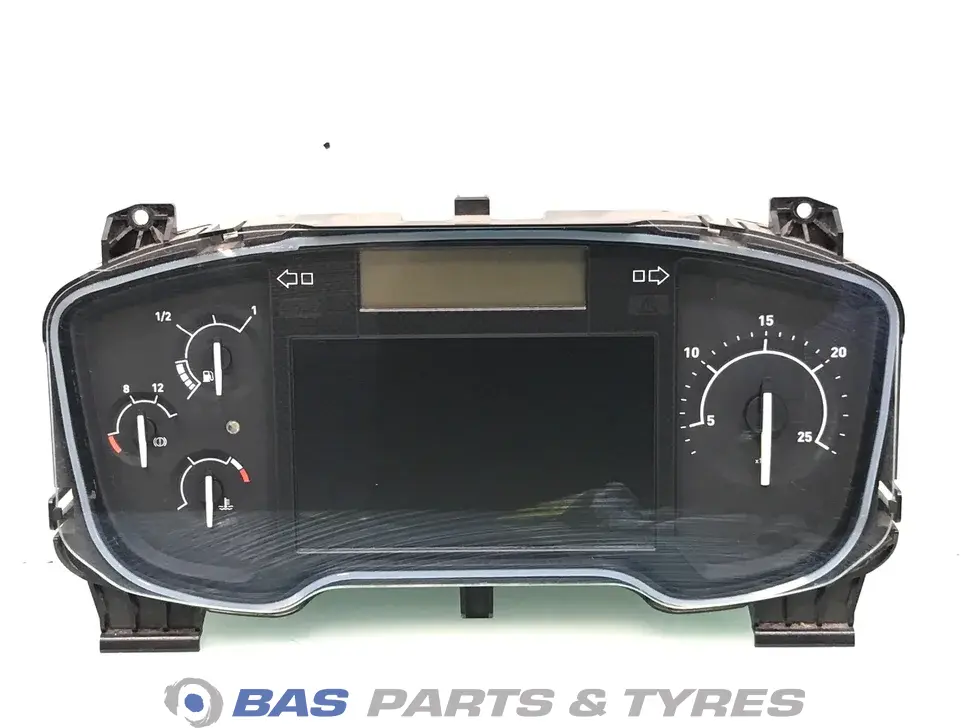 Controlpanel Renault 7421627137 Controlpanel Renault 7421627137