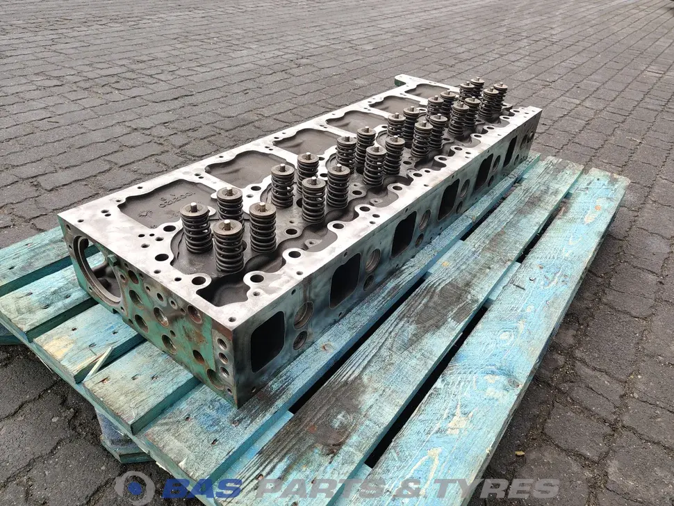 Culasse Volvo G13C 460 K5 22877770 Culasse Volvo G13C 460 K5 22877770