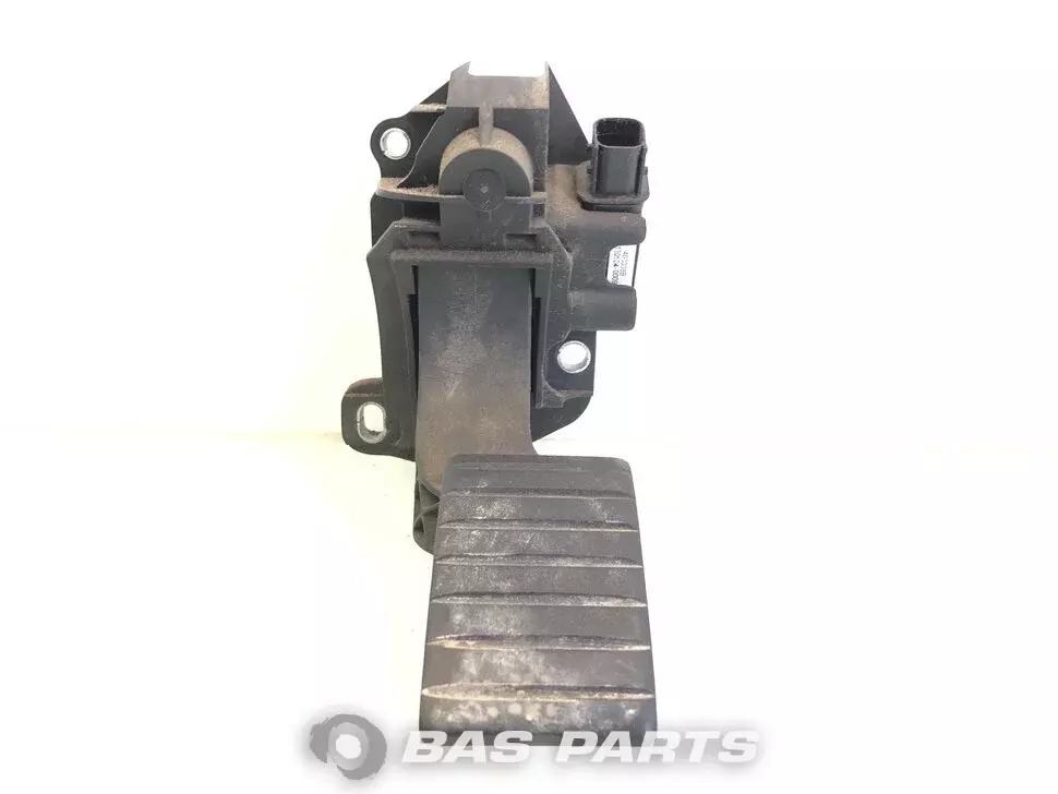 Pedal Volvo 82606437 Pedal Volvo 82606437