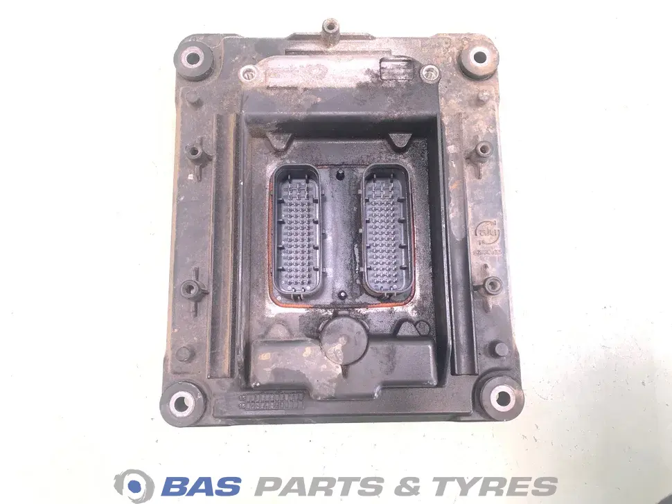 Engine management ECU Renault 7421900541 Engine management ECU Renault 7421900541