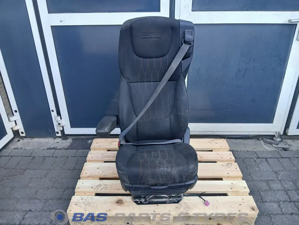 Drivers seat DAF 2104648 Drivers seat DAF 2104648