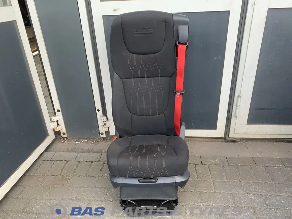 Scaunul pasagerului DAF 2105730 Scaunul pasagerului DAF 2105730