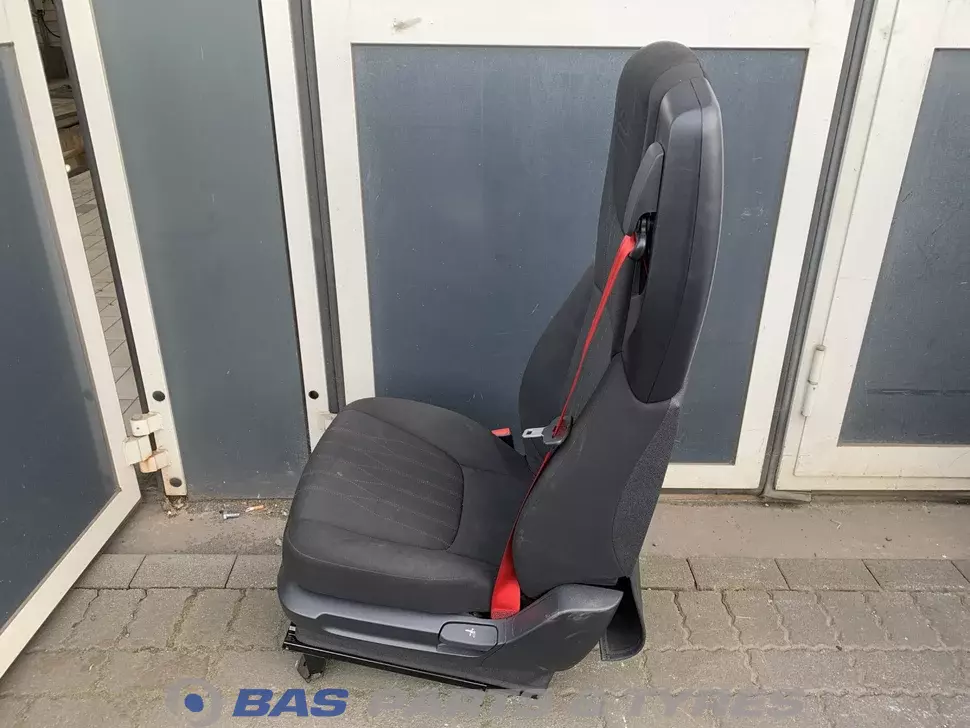 Scaunul pasagerului DAF 2105730 Scaunul pasagerului DAF 2105730