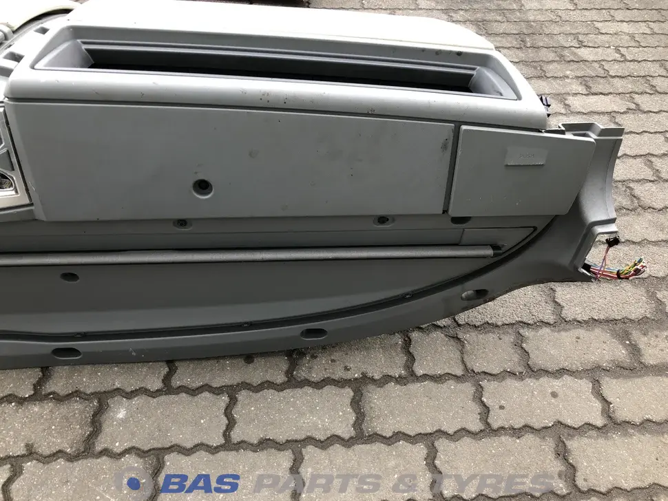 Etagère de rangement Renault 7482280443 Etagère de rangement Renault 7482280443