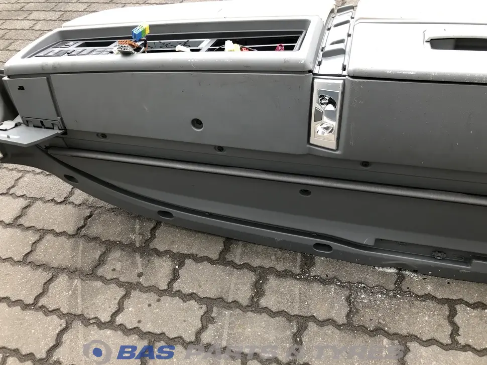 Etagère de rangement Renault 7482280443 Etagère de rangement Renault 7482280443