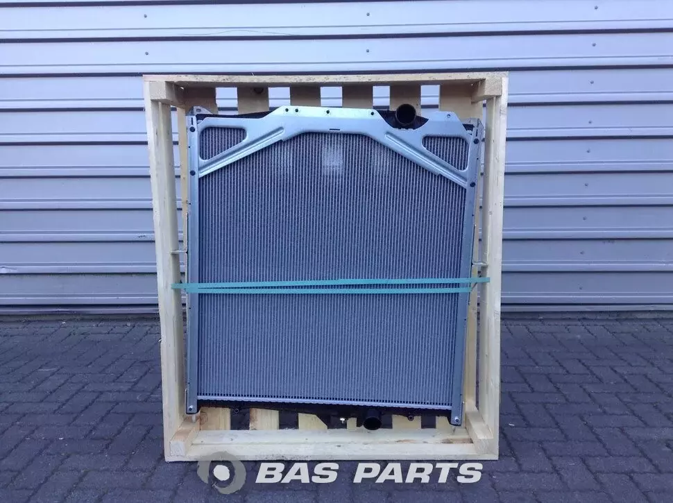 Radiador Valeo 85000327