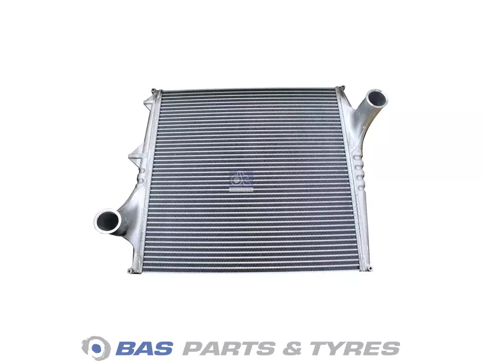 Intercooler DT Spare Parts 7421375541