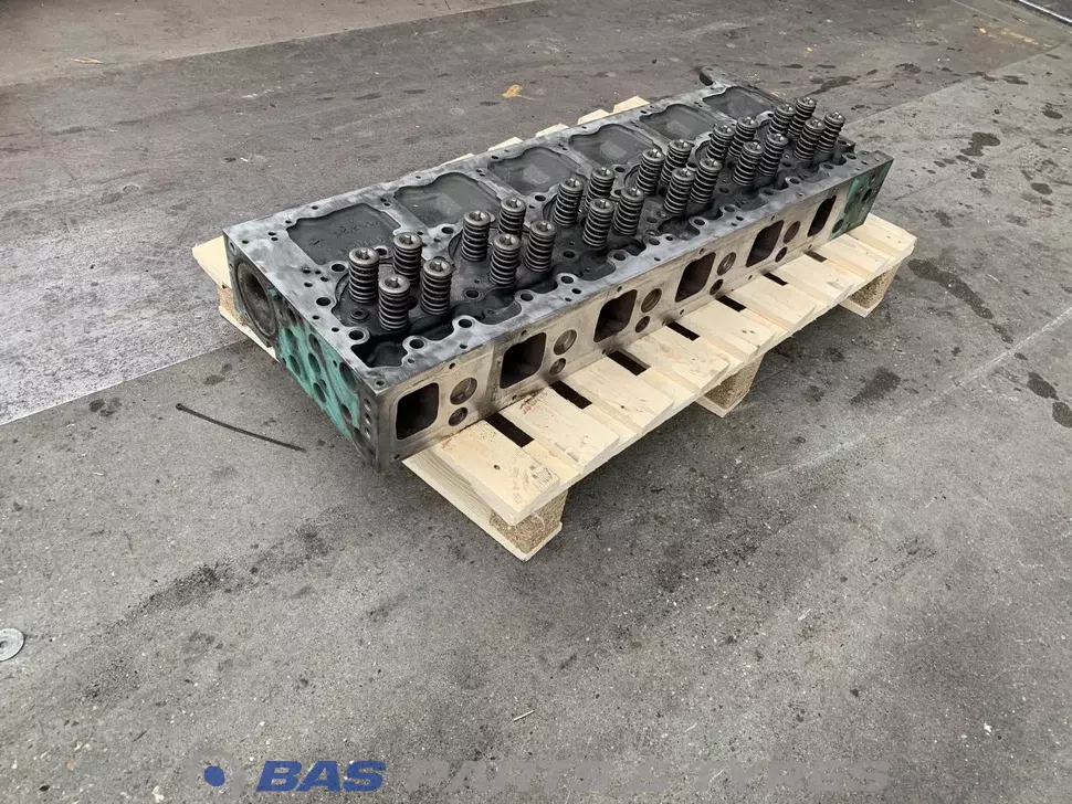 Culasse Volvo D13K 540 21368560 Culasse Volvo D13K 540 21368560