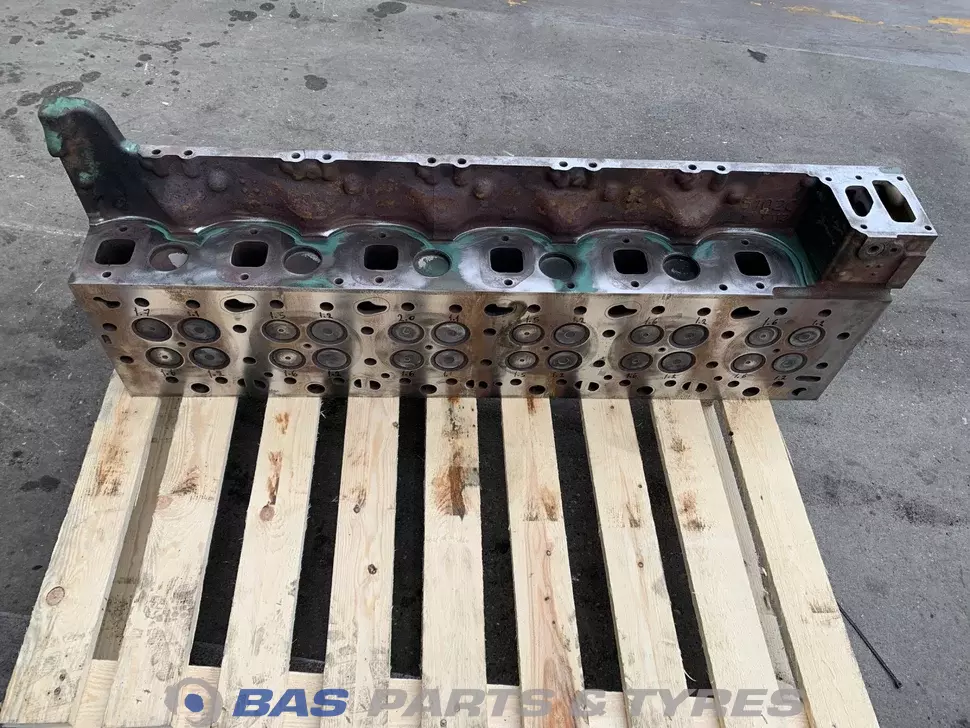 Culasse Volvo D13K 540 21368560 Culasse Volvo D13K 540 21368560