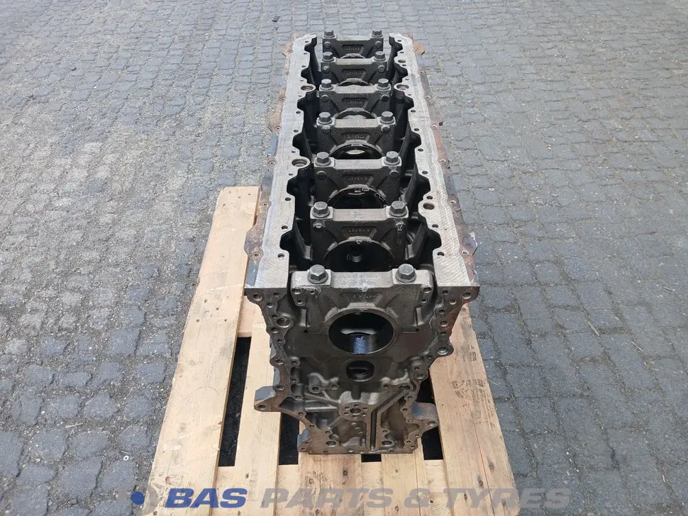 Motorblok D13 Renault 7421907126 Motorblok D13 Renault 7421907126