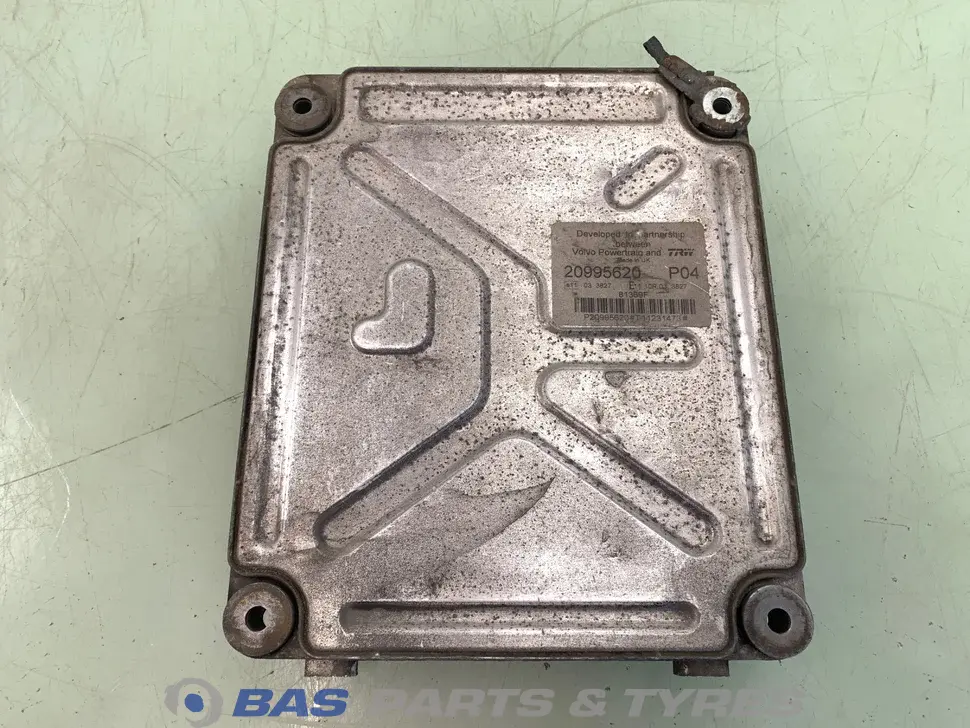 Engine management ECU Renault 7421248719 Engine management ECU Renault 7421248719
