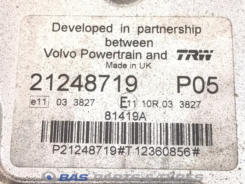 Engine management ECU Renault 7421248719 Engine management ECU Renault 7421248719
