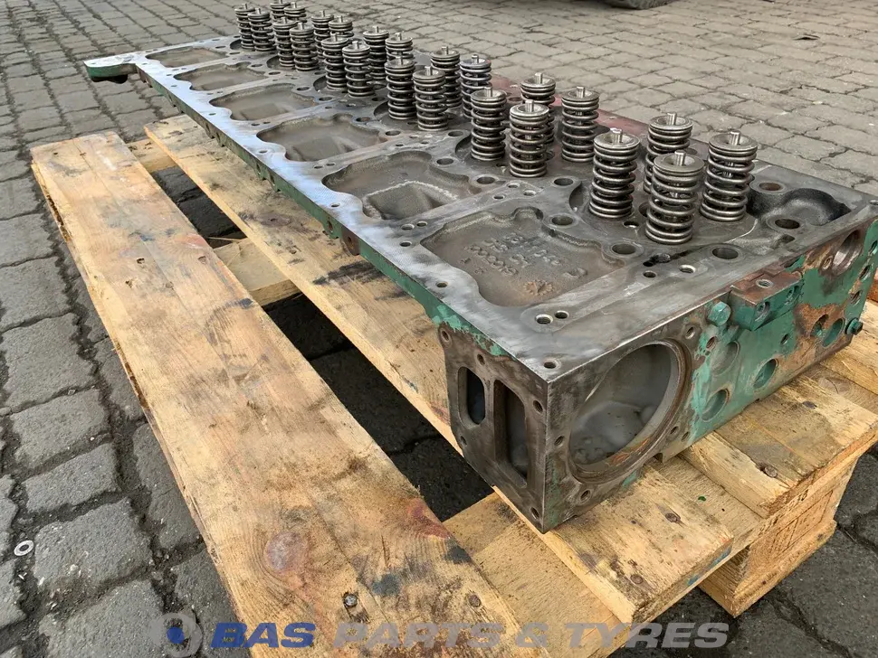 Culasse Volvo D13A 440 A1 20871250 Culasse Volvo D13A 440 A1 20871250