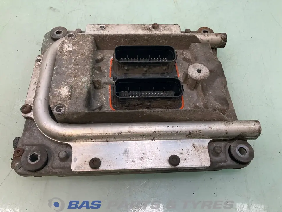 Engine management ECU Volvo 20766230 Engine management ECU Volvo 20766230
