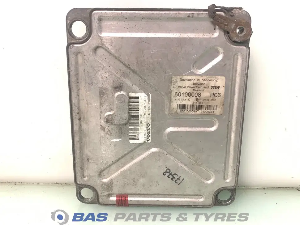 Engine management ECU Volvo 20766230 Engine management ECU Volvo 20766230