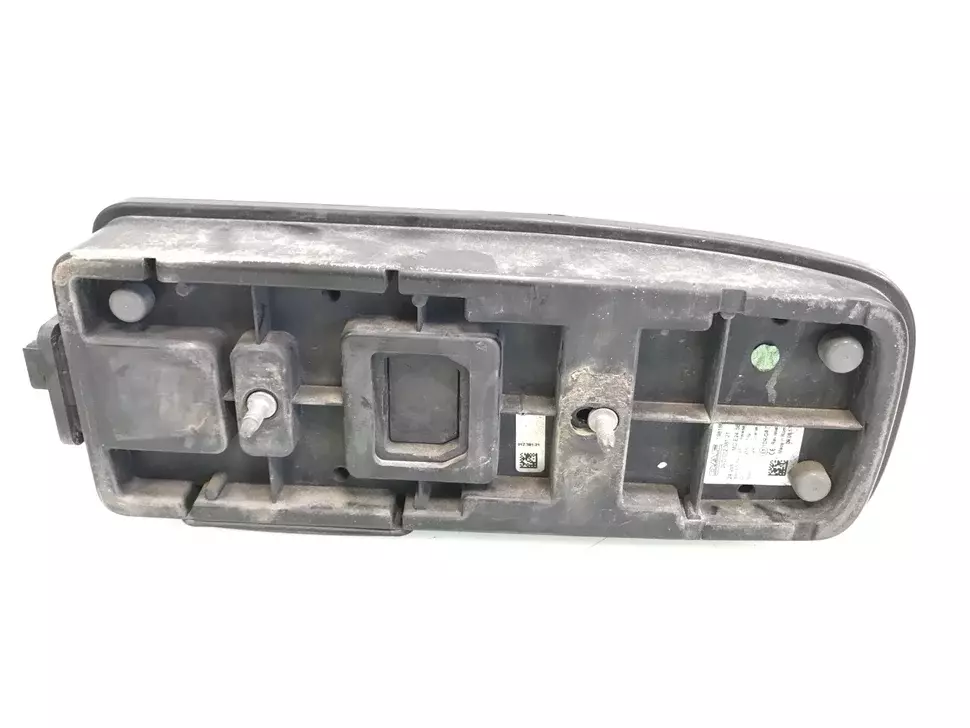 Luz trasera Izquierda DAF 1981862 Luz trasera Izquierda DAF 1981862