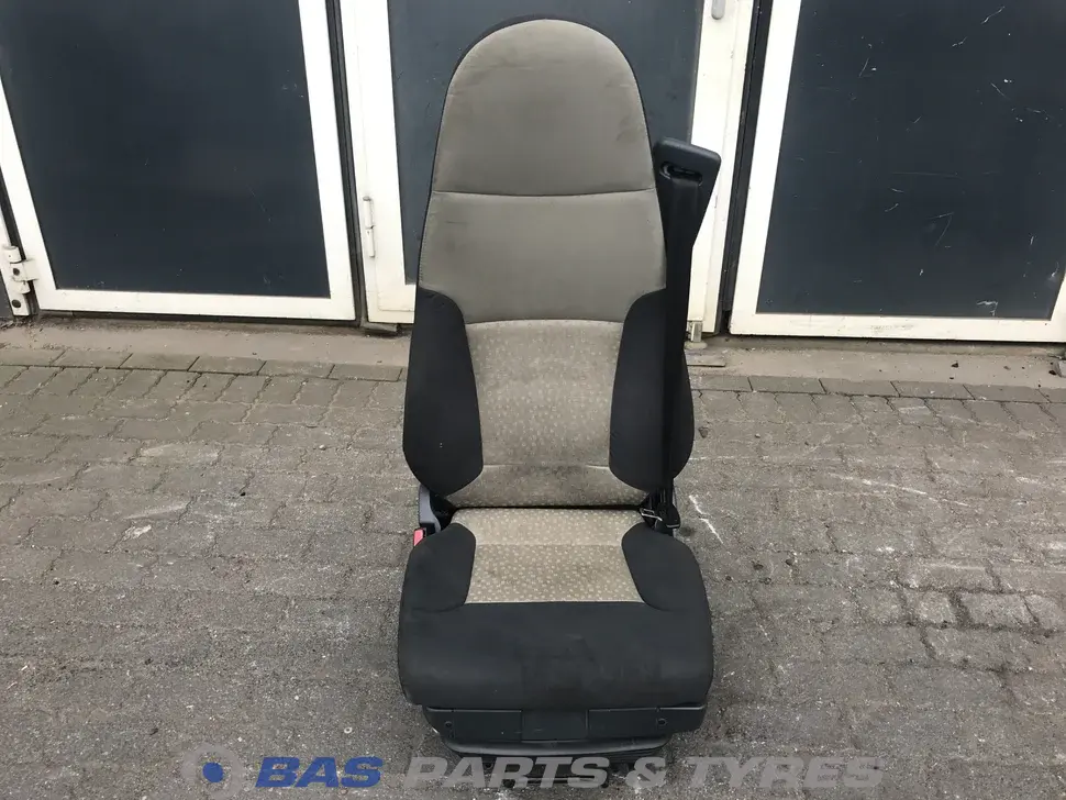 Место водителя Renault 7422289046 Место водителя Renault 7422289046