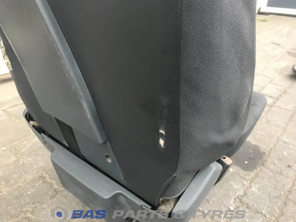 Место водителя Renault 7422289046 Место водителя Renault 7422289046