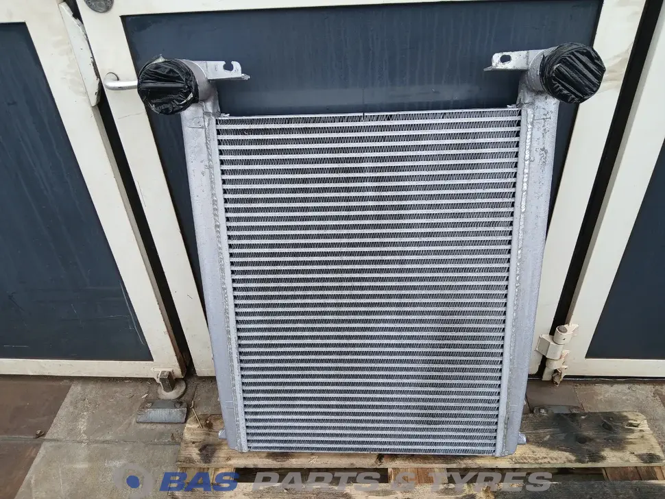 Intercooler Renault 7421657617 Intercooler Renault 7421657617
